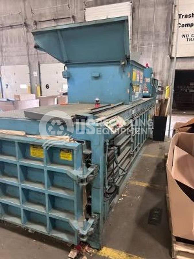 Used International TWO (2) 1295 Horizontal