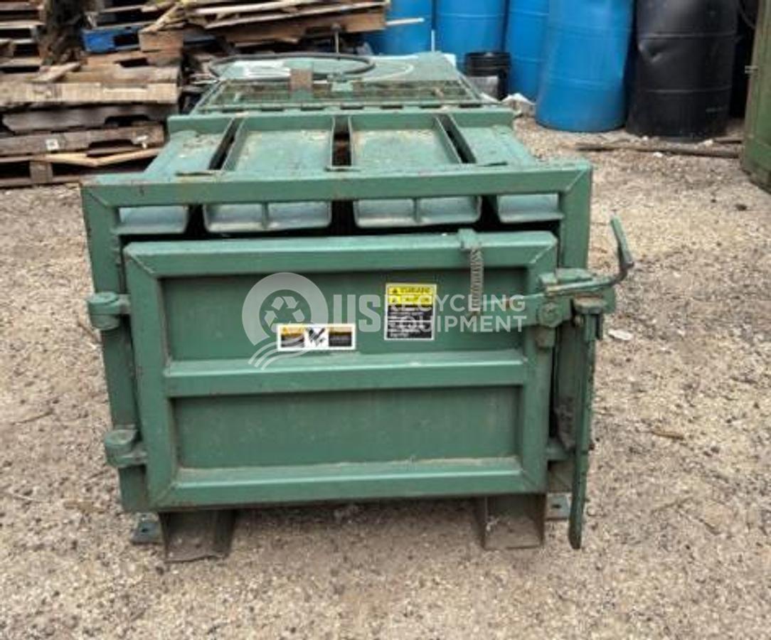Used Economy Baler Mobile Mini Mite Closed Door Horizontal