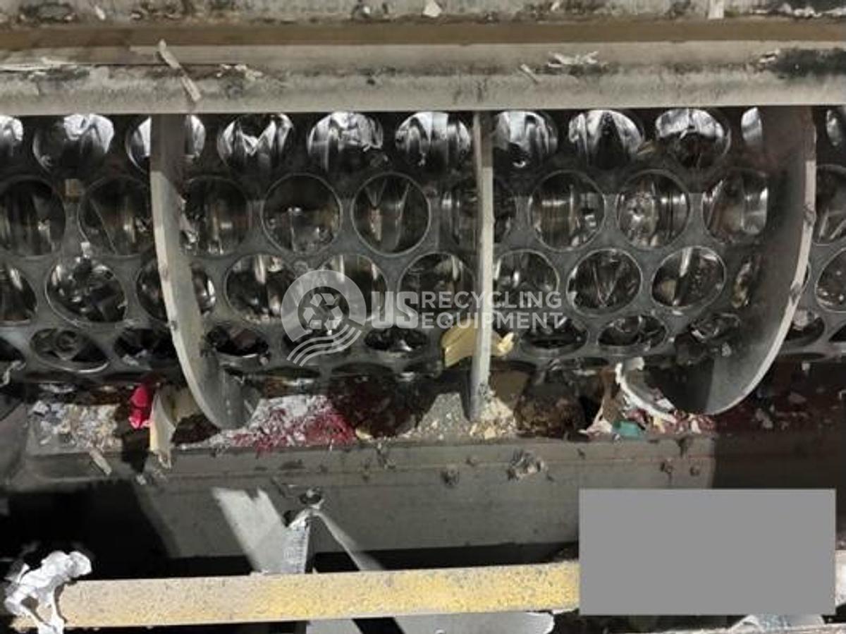 Used 2004 Vecoplan RG52-100 Shredder System with Conveyor & Dust Collector