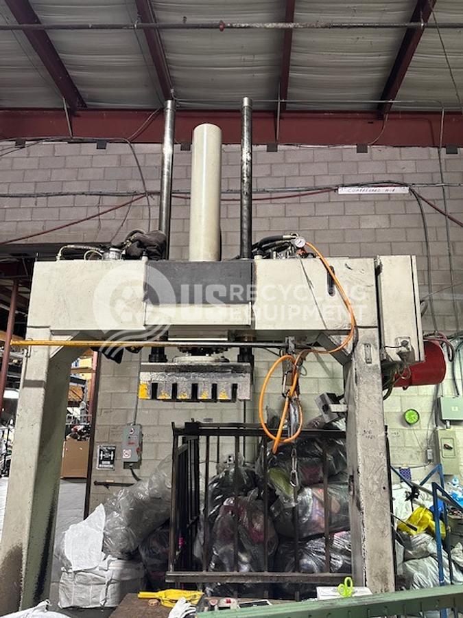 Used Dabizzi Two (2) D-40 Vertical Pit Balers