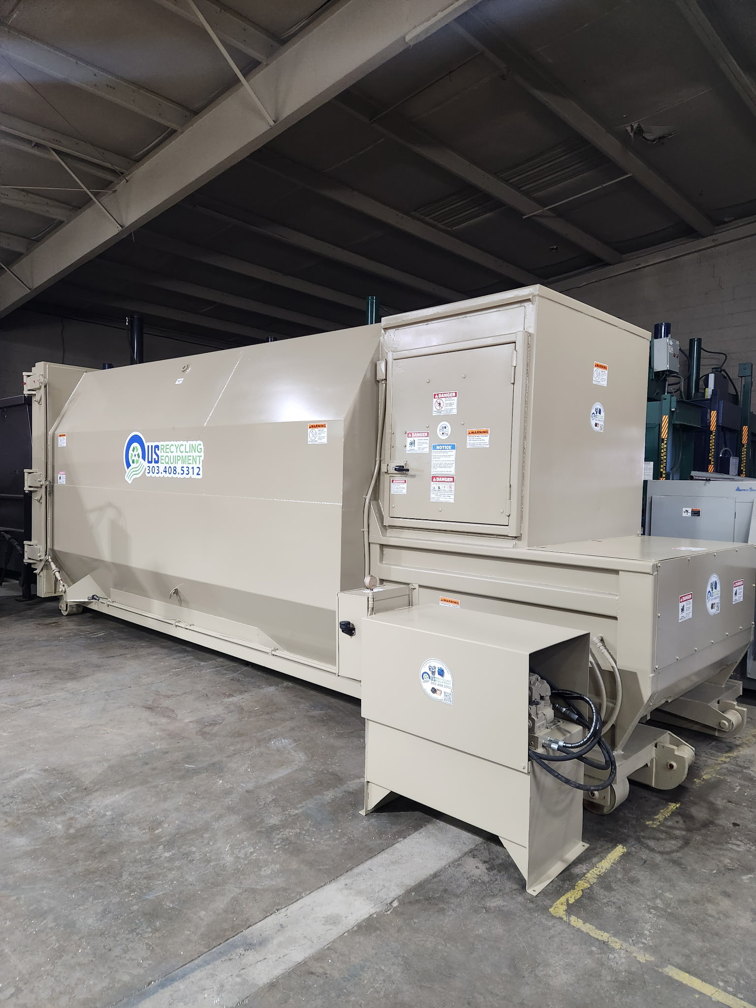 Refurbished 2018 Baker, Inc SC-30 Self Contained with Dog House