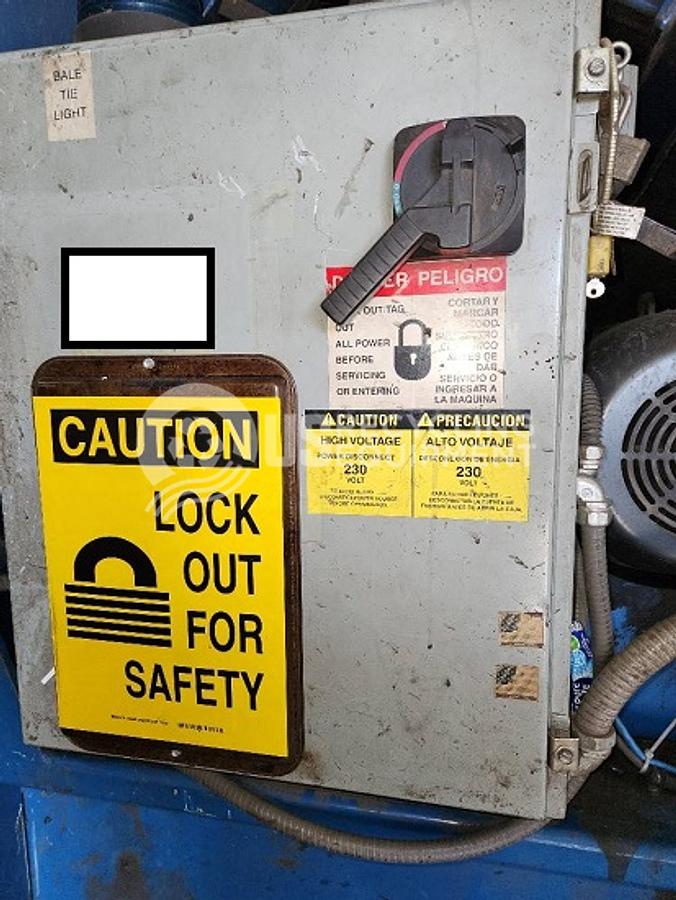 Used 1998 Excel EX-62 Closed Door Baler