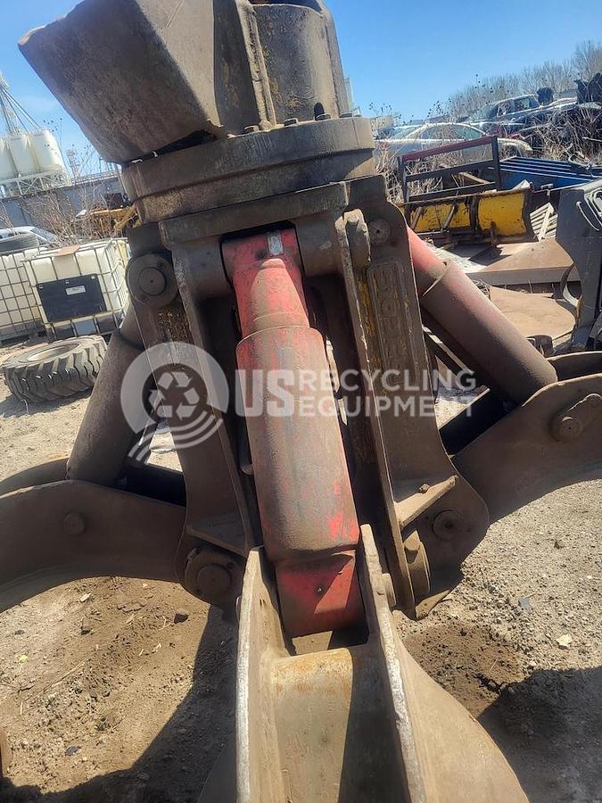 Used Young Industries Two (2) LO100B Orange Peel Grapples