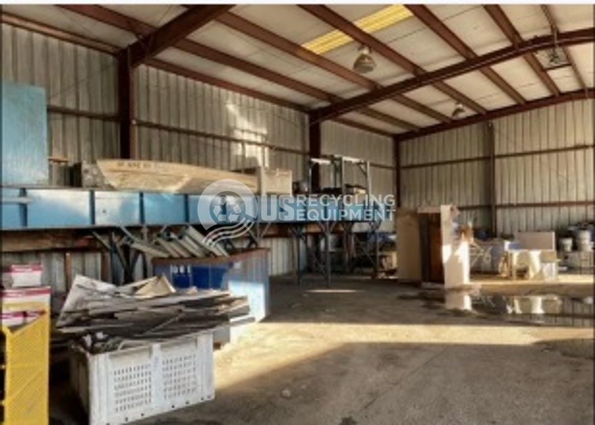 Used Unknown Manufacturer: Used 6 Man Sort Line