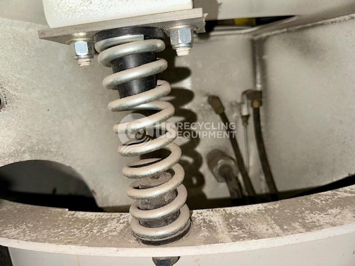 Used Midwestern MR60C60-72-R Vibratory Seperator