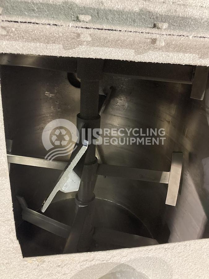 Used Unknown Manufacturer Used 96 inch length Plastics Mixer