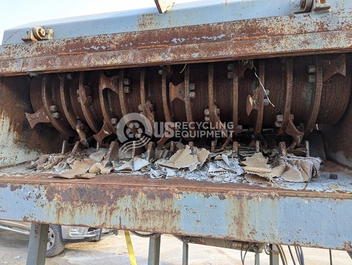Used Maren OCC Shredder with Pinch Conveyor