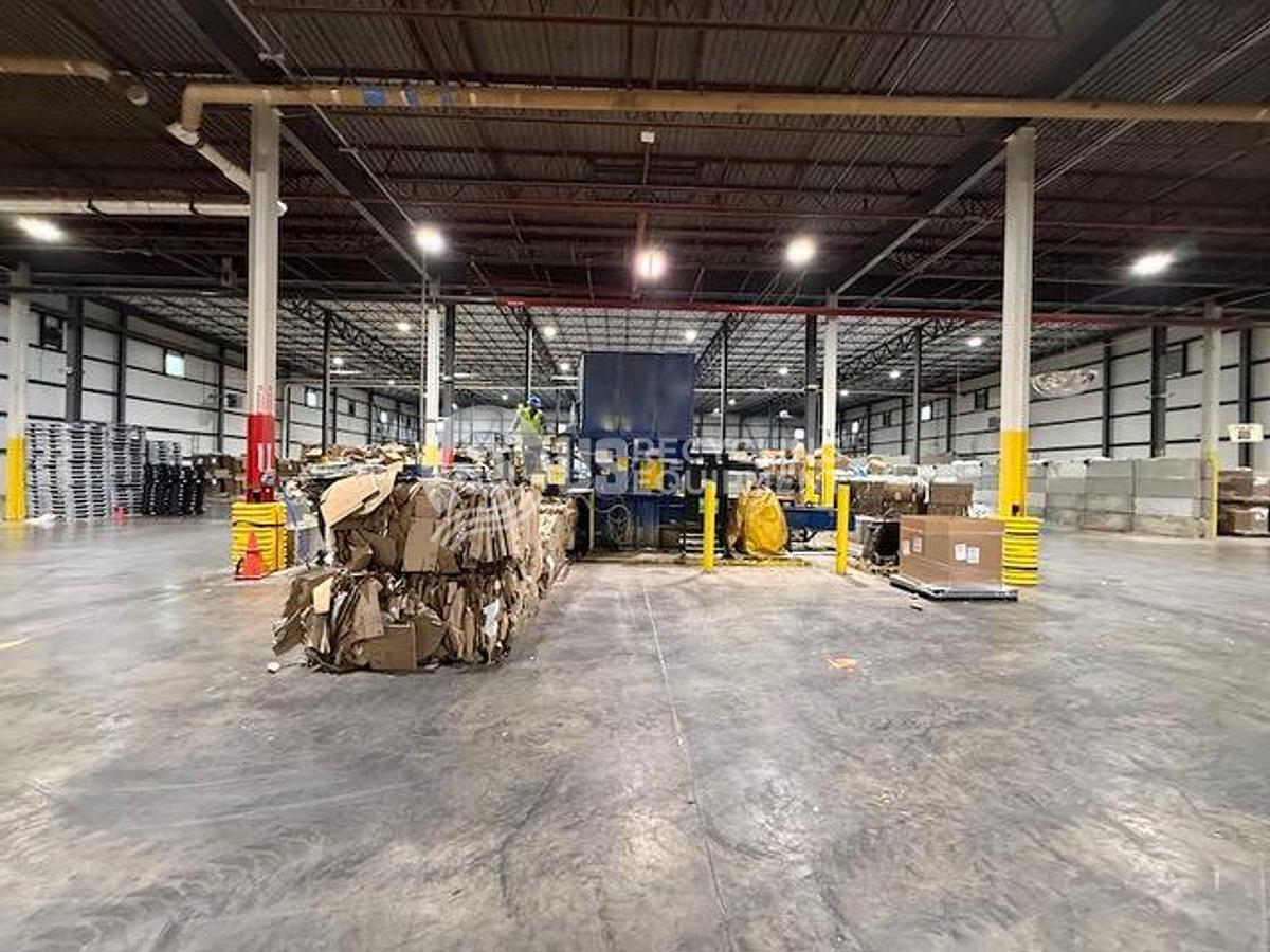 Used 1991 Mosley BD-100-2 "Bulldog" 2 Ram Horizontal Baler