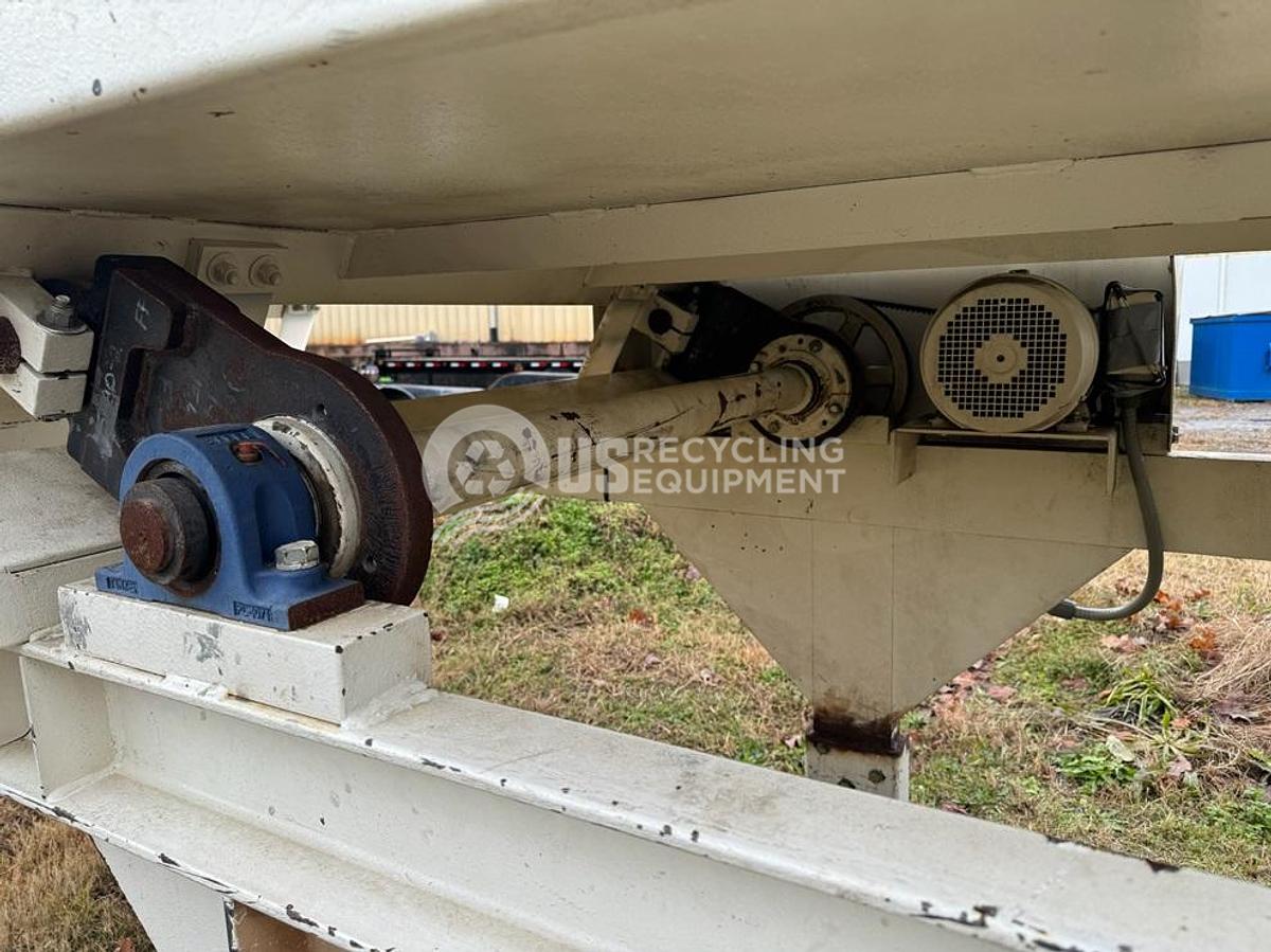 Used Unknown Manufacturer: Used Two (2) Vibratory Conveyors