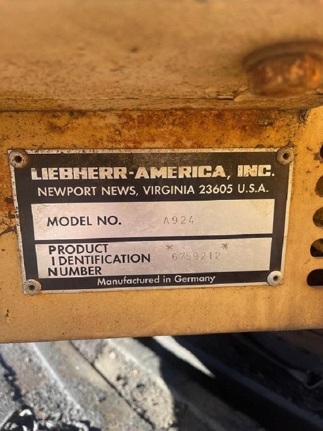 Used Liebherr 924 Excavator with LaBounty Shear