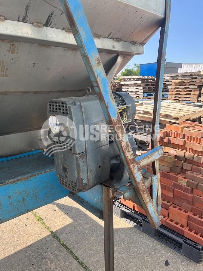 Used Unknown Manufacturer: Used 10' x 8' Spreader Body Hopper