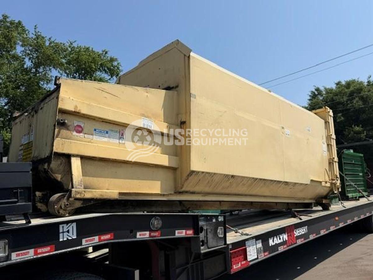 Used Wastequip 265X35 35Yard Self Contained Compactors