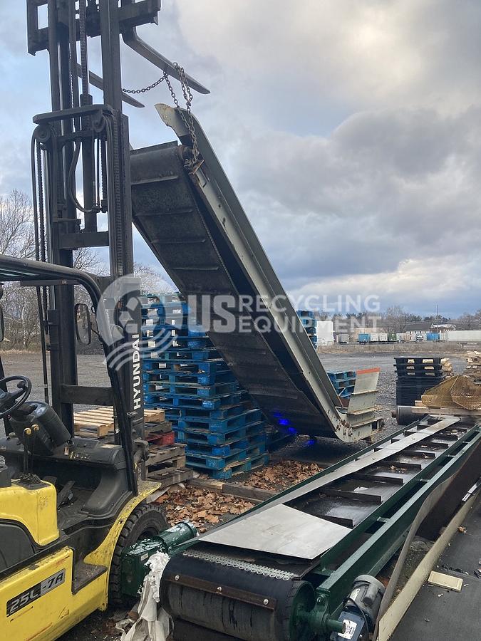 Used Unknown Manufacturer: Used 15' Hockey Stick Infeed Conveyor