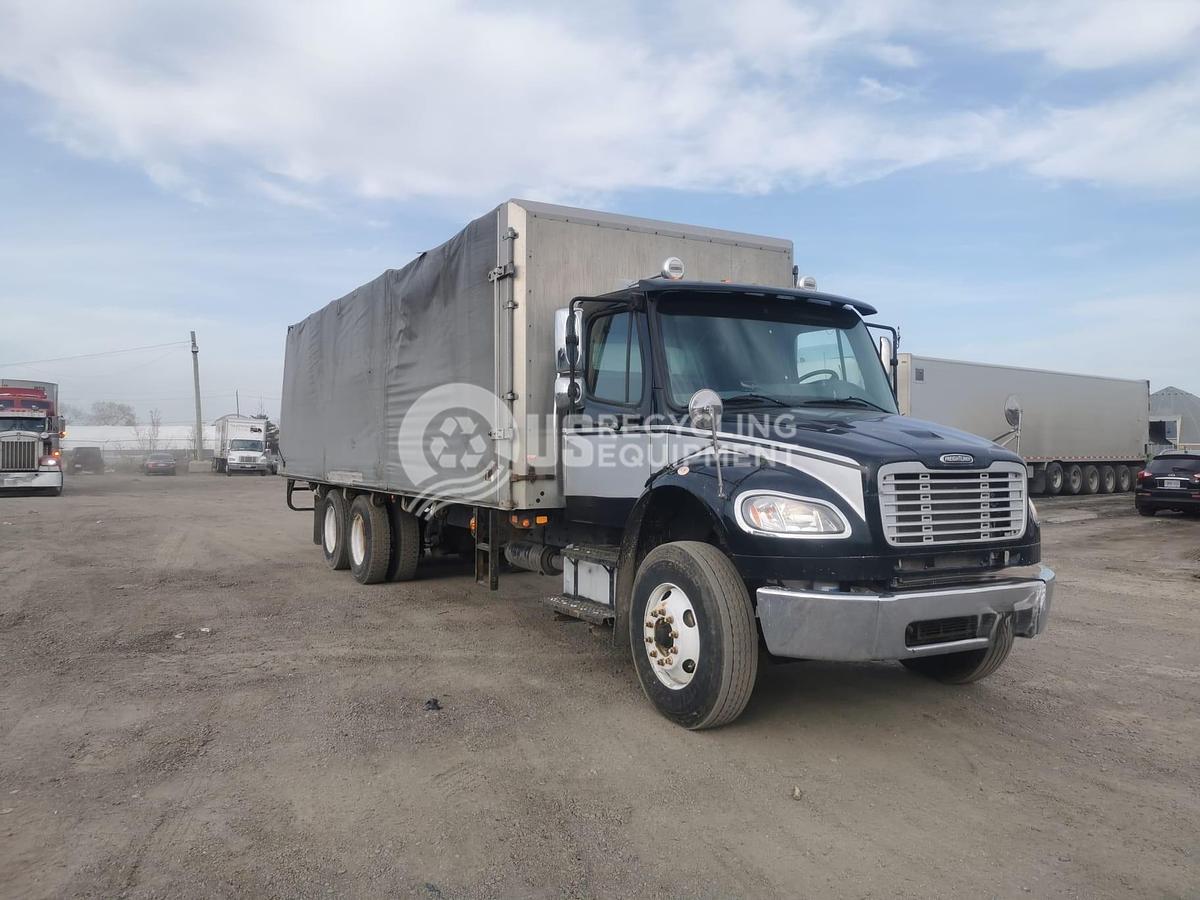 Used 2016 Freightliner M2-106 Flat Deck Truck