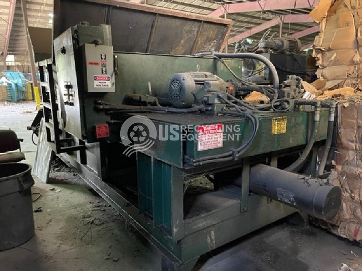 Used JV Manufacturing/International Two (2) Horizontal Balers JV HX-72-W / International LD-60-SD