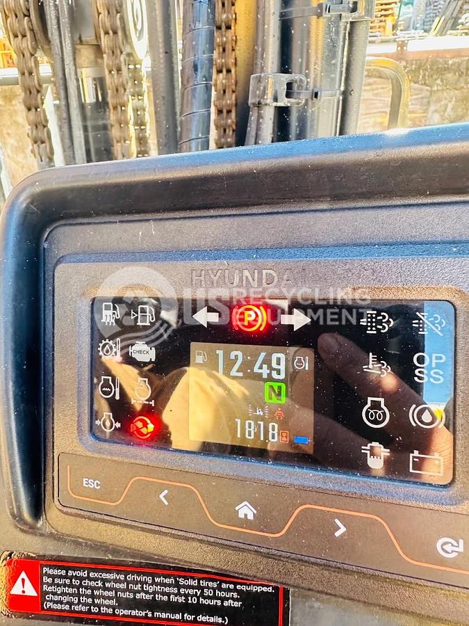 Used 2023 Hyundai 35L-9 TYPE LP