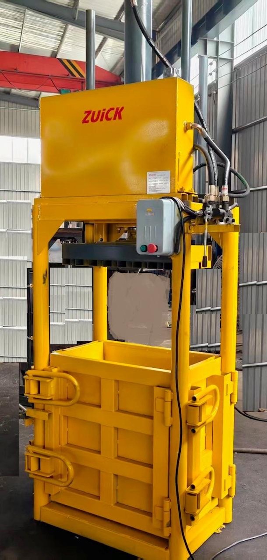 Used Zuick 100lb Vertical Clothing Baler