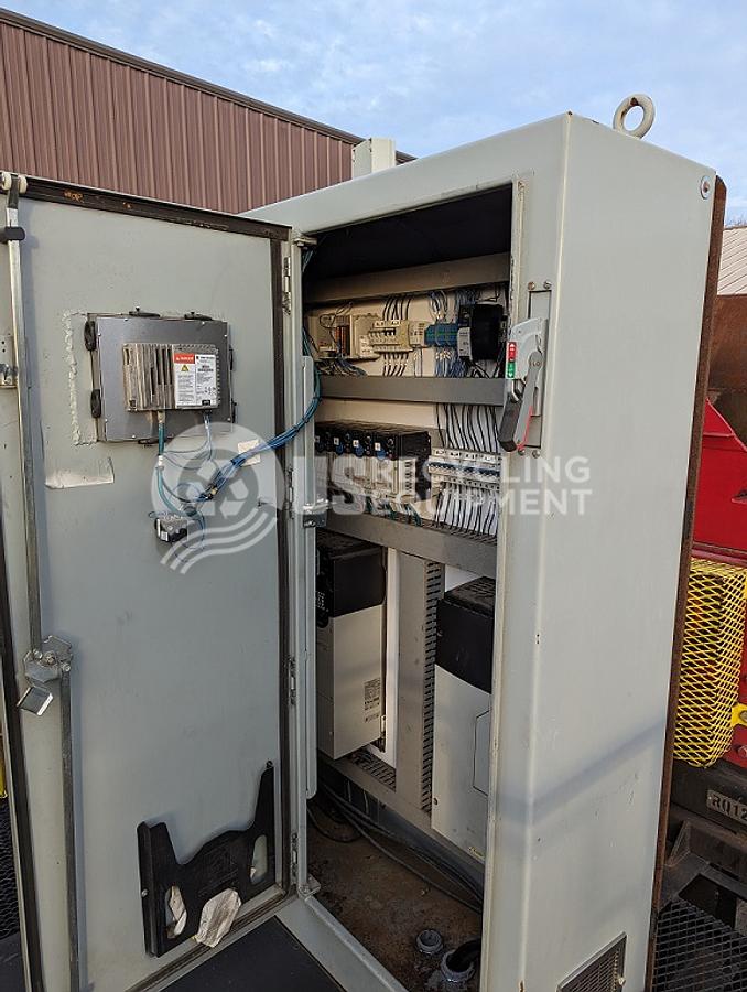 Used Jomar 200 HP Quad Shaft Mobile with 2 conveyors