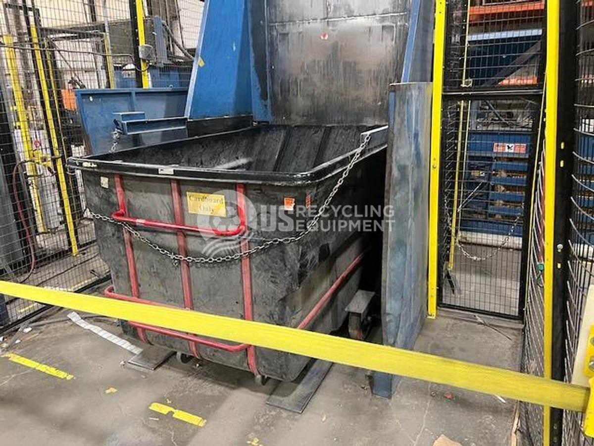 Used Unknown Manufacturer: Used Dumper for 1.5 Rubbermaid Style Carts