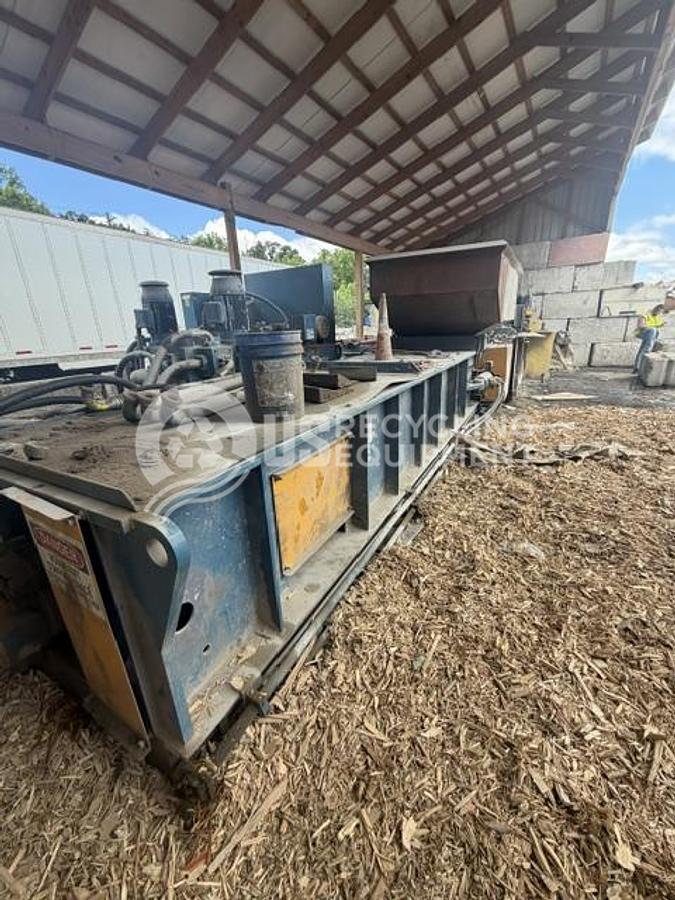 Used 2012 Marathon Galaxy 2R-250-84-N-D Horizontal