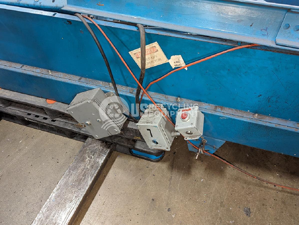 Used New London 14' Infeed Conveyor