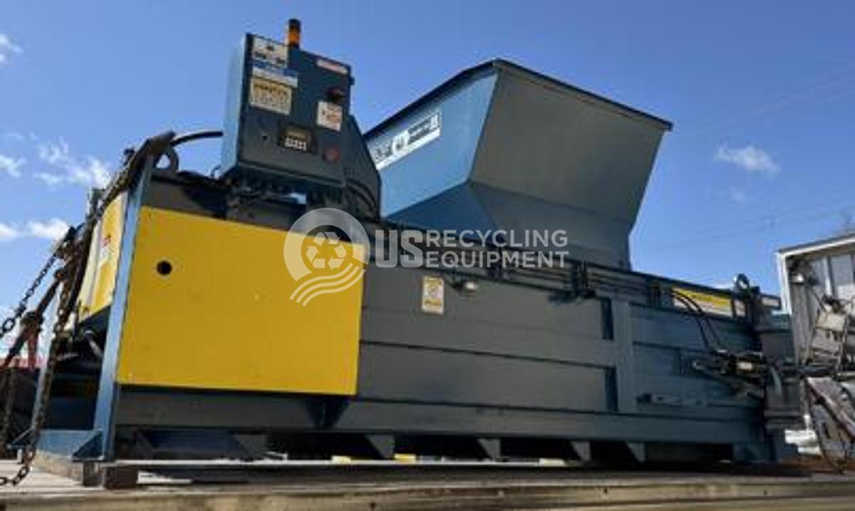 Refurbished Summit F66-4PS Foam Baler