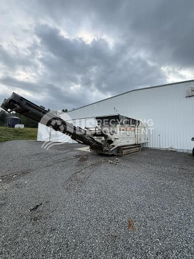 Used 2023 M & J PreShred 4000