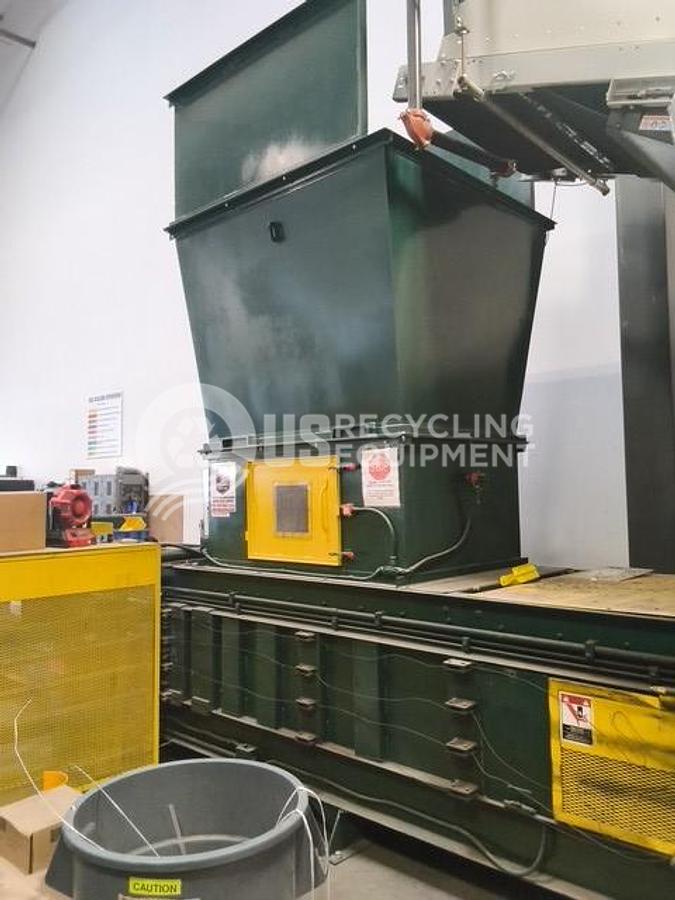 Used 2005 International Baler 4430-60HP Horizontal Auto Tie