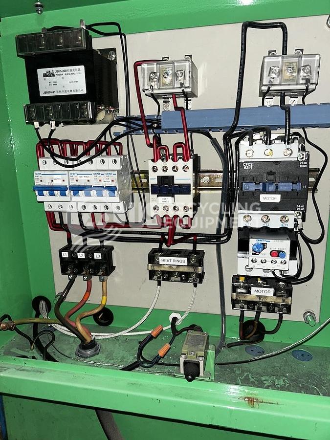 Used 2011 Avangard FD-25 A/B Hot Melt Densifier