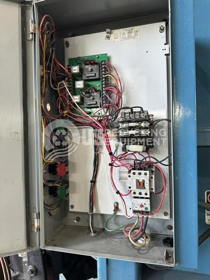 Used Marathon V-4230 SP Vertical Baler