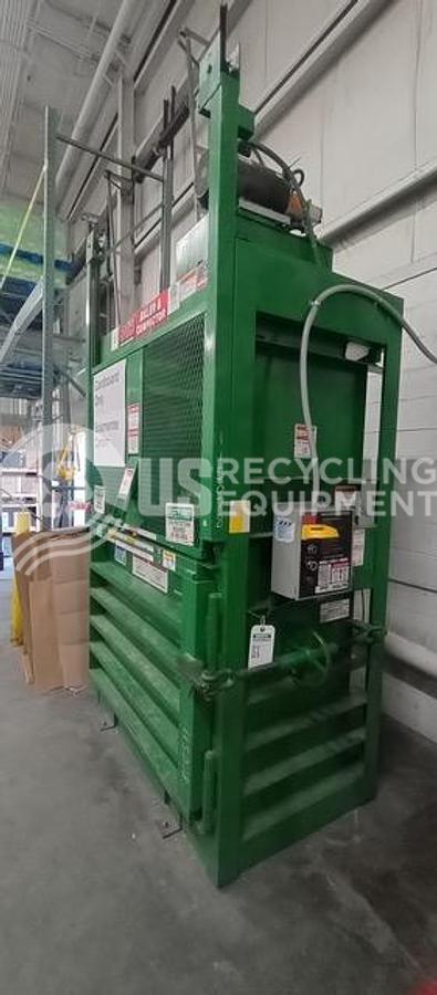 Used PTR / Marathon PTR 3400HD & Marathon V6030 Vertical Balers