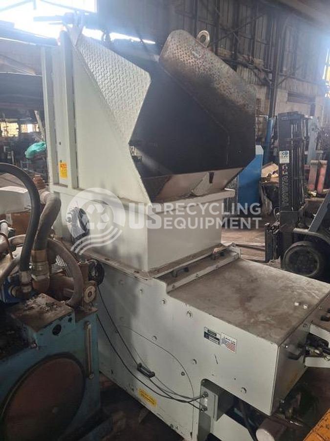 Used 2016 Cresswood HF-30-30SR Single Roter Shredder