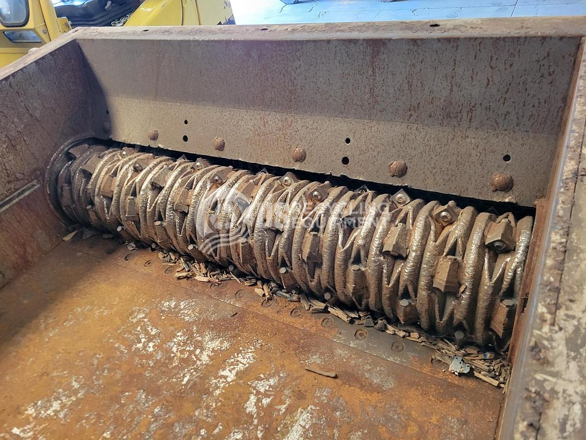 Used 2007 Vecoplan 62" Single Shaft Shredder