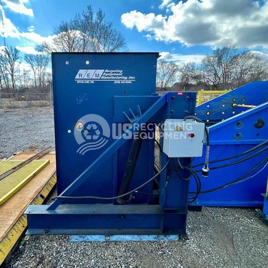 Used REM Two (2) Heavy Duty Lifts
