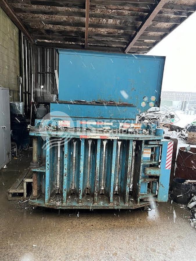 Used 2009 Marathon Atlas ET