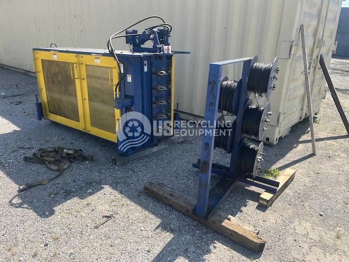 Used 2004 American Baler DC 5043-830R Horizontal Auto Tie