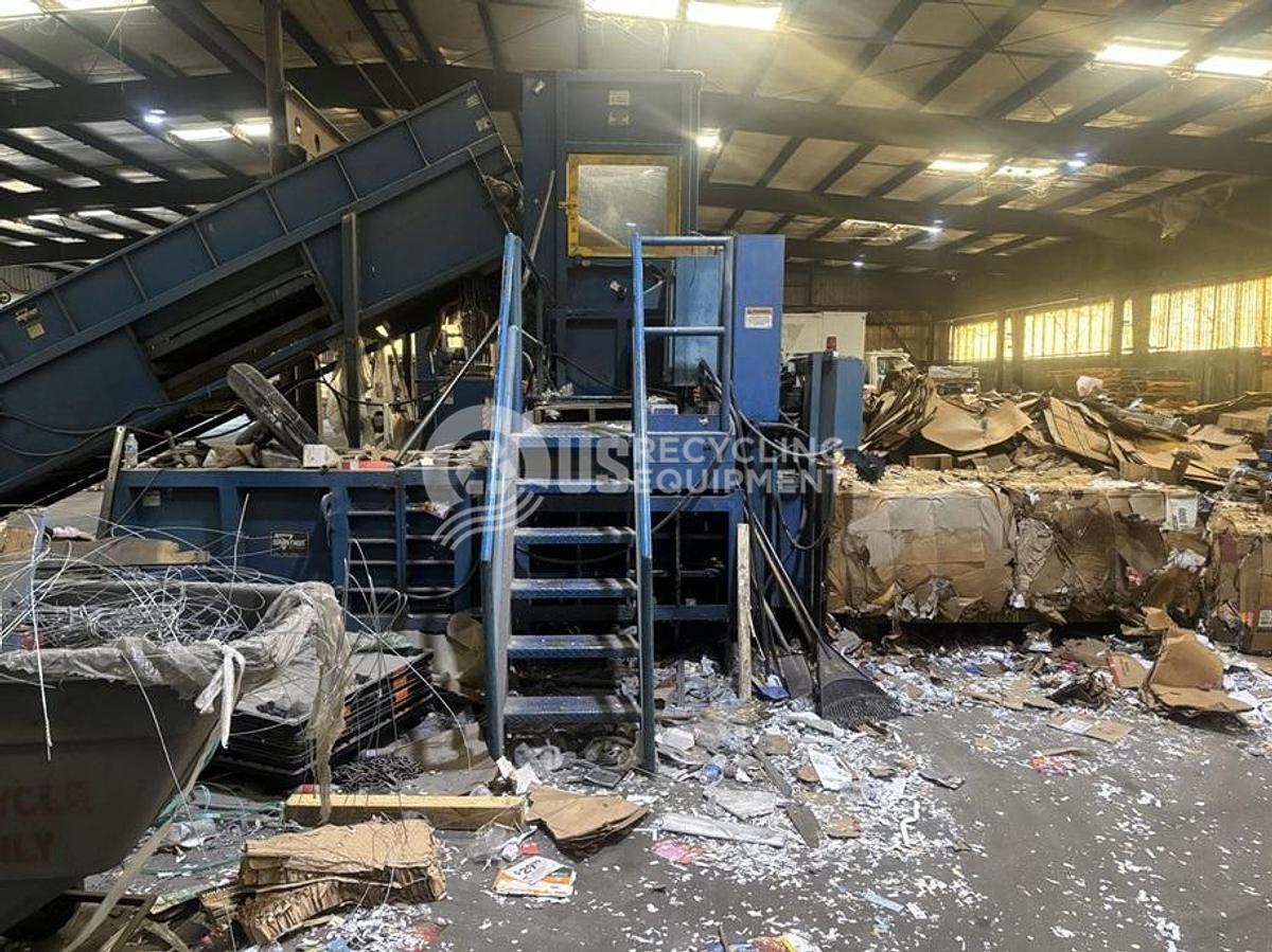 Used 2012 Marathon TR-10 2Ram Horizontal with Infeed Conveyor