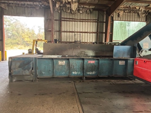 2008 Marathon 2R-150N-57-30 2 Ram Horizontal Baler with Conveyor
