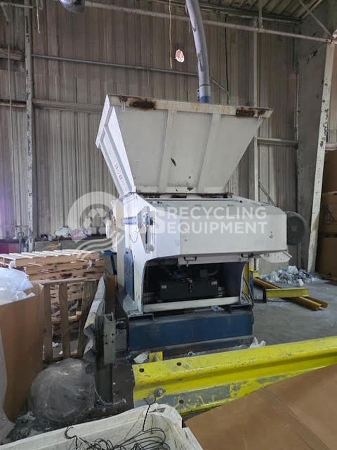 Used 2014 Vecoplan 60 HP Single Shaft Shredder