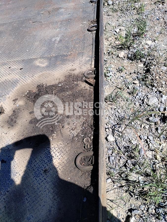 Used Unknown Manufacturer: Used Roll Off Bed