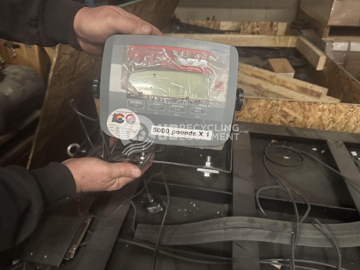 Used Ohaus Corp Defender 3000 VN3195000L