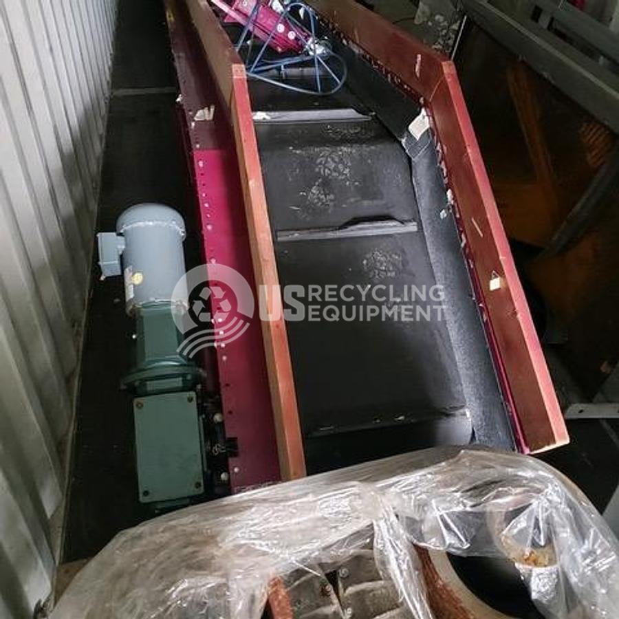 Used 2010 Vecoplan RG 42/60XL Shredder with Incline Conveyor