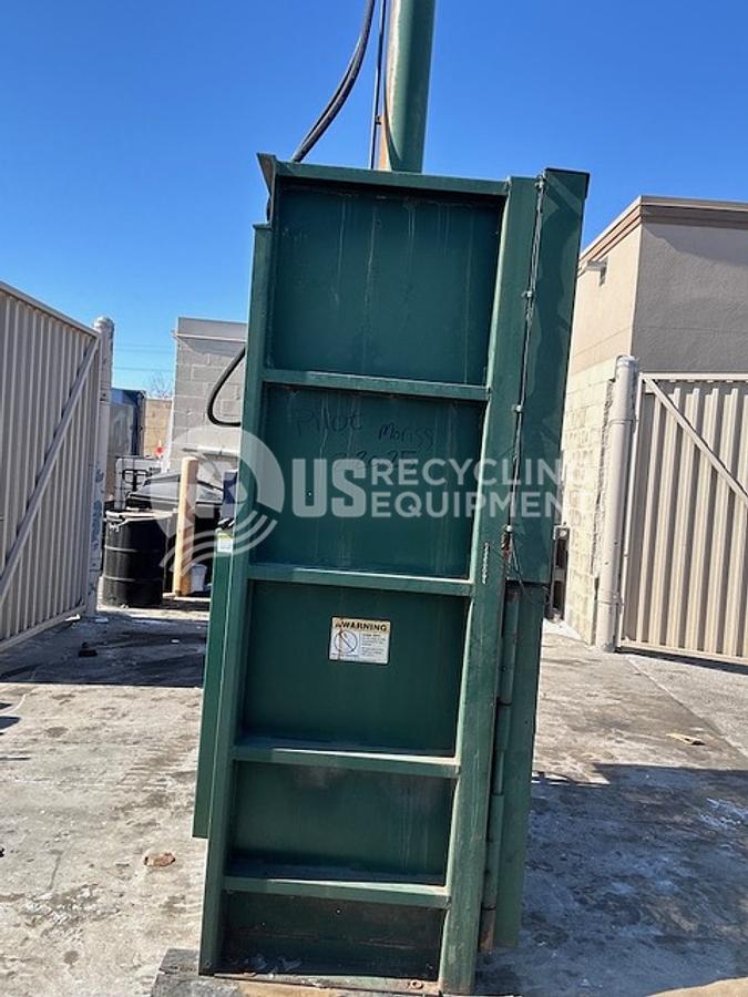 Used 2014 Wastequip 6030XHD Vertical