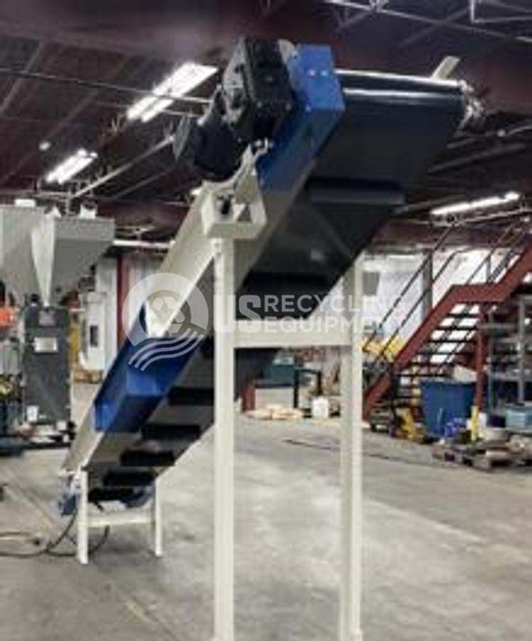 Used Vecoplan 16 inch x 16 foot Incline Conveyor