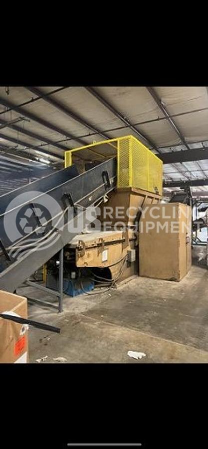 Used Retech/Cumberland Shredder/Granulator/Conveyor System