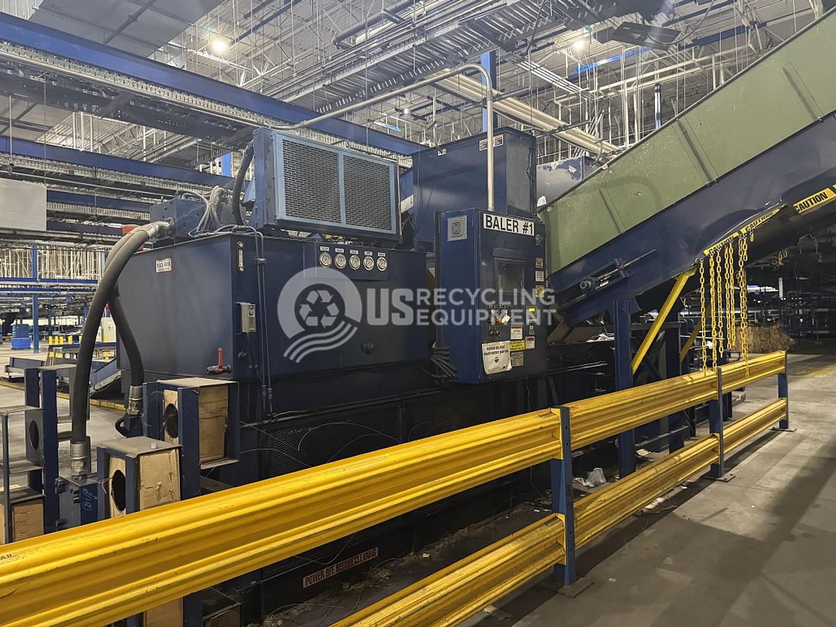 Used 2000 Max Pak 4872-7510AR Horizontal with Conveyor