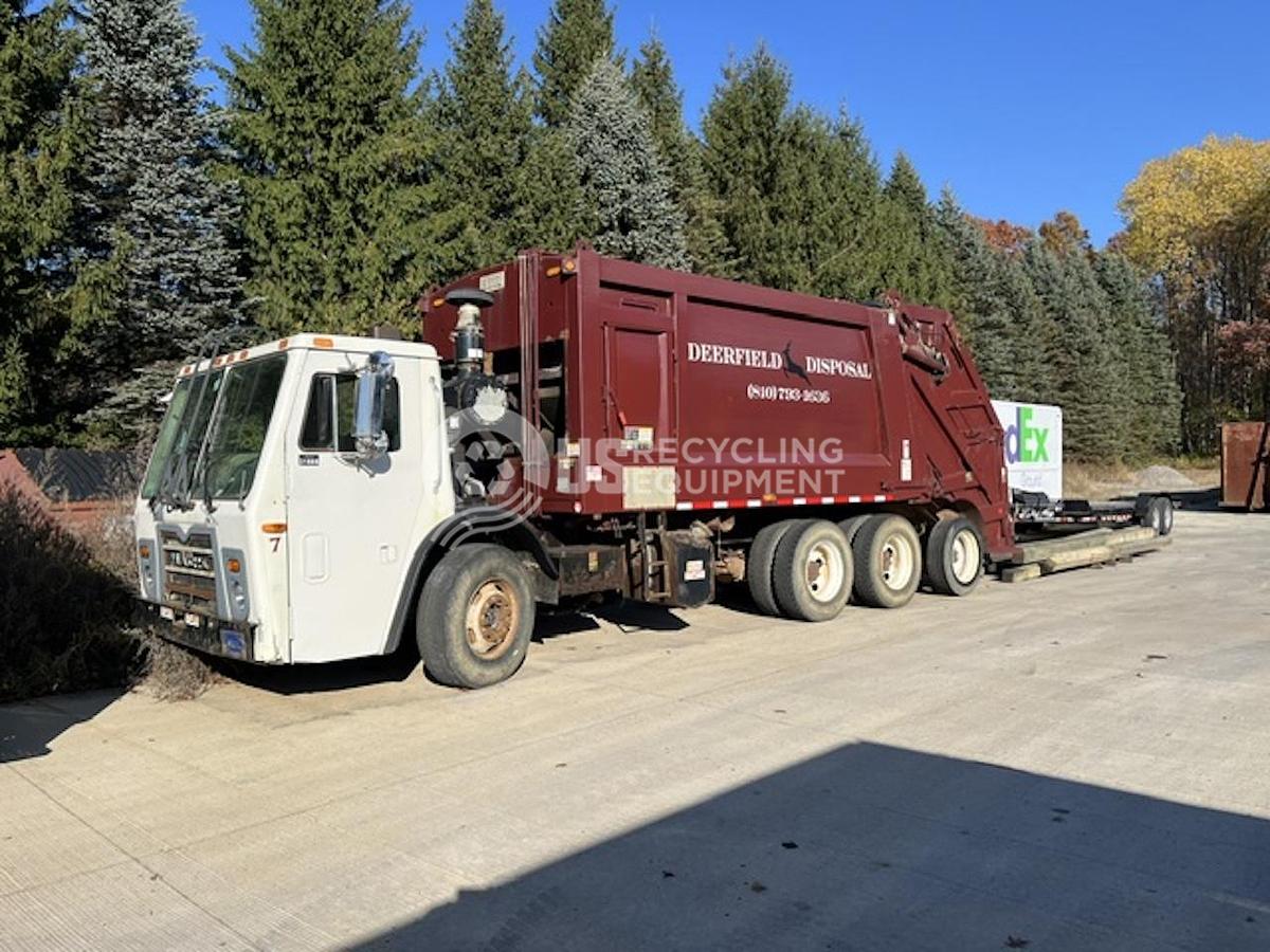 Used 2011 Mack LEU 613HEIL 25 YARD