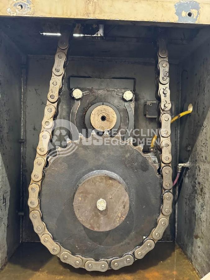 Used 35437D Dual Shaft Shredder