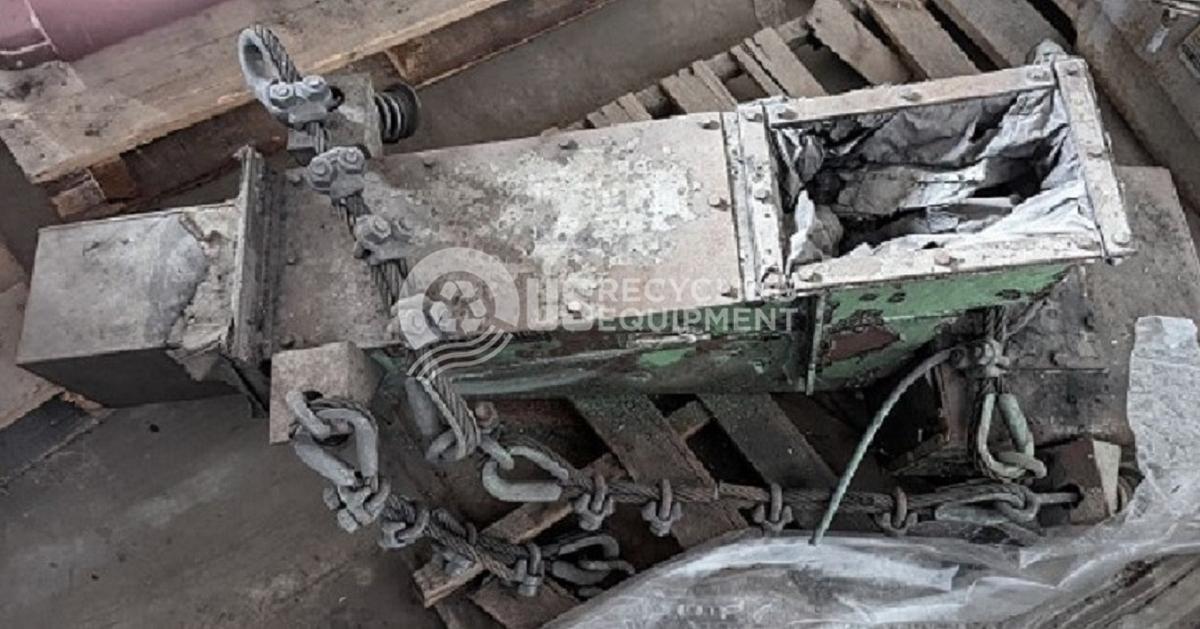 Used ERIEZ FOur (4) Vibratory Conveyors