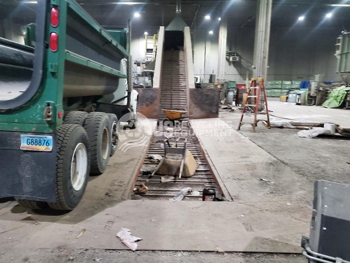 Used Dover 60" Z Pan Conveyor